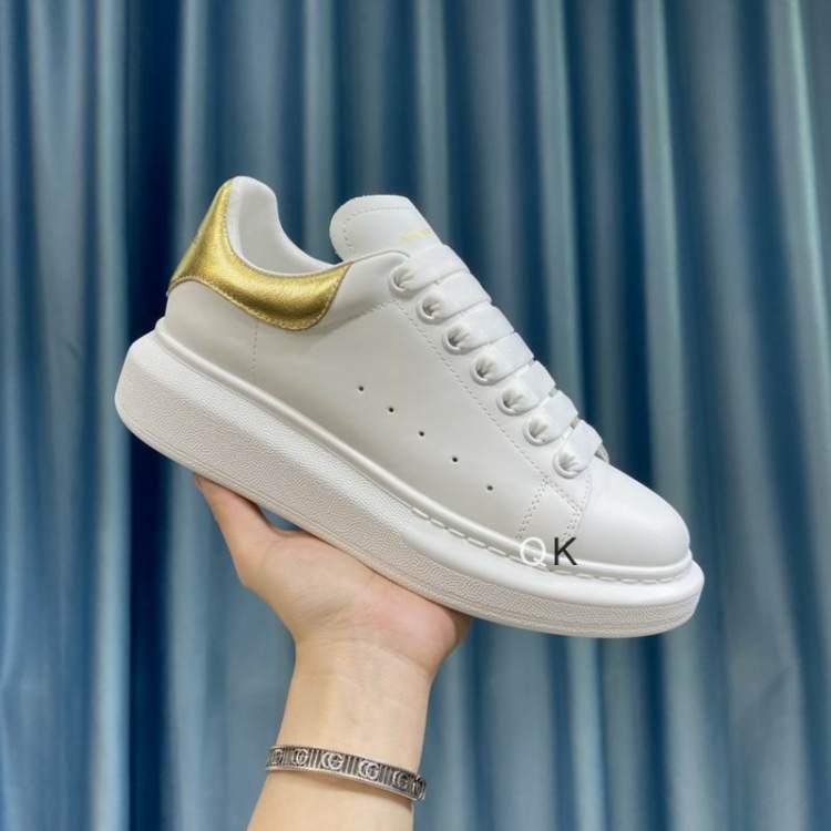 Picture of Alexander McQueen Shoes _SKUAlexanderMcqueensz35-45TF0420450